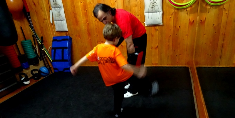 Kung Fu bambini Wing Chun Caserta Italia con Sifu Salvatore Mezzone wing tjun wing tsun sanda tai chi taiji kungfuitalia arti marziali caserta (10)